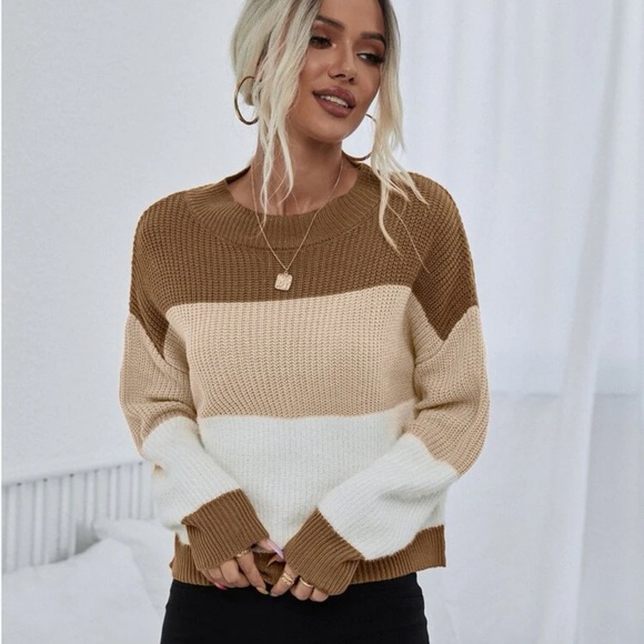 Colorblock Sweater - Picture 4 of 10